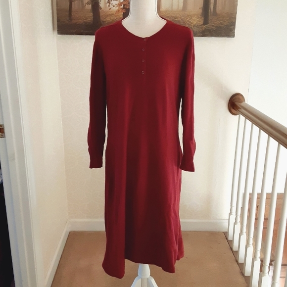 Vintage 100% Cashmere Red Dress with Belt - Picture 4 of 9